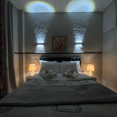 פיראוס Anna Maria Greek Filoxenia Apartment מראה חיצוני תמונה